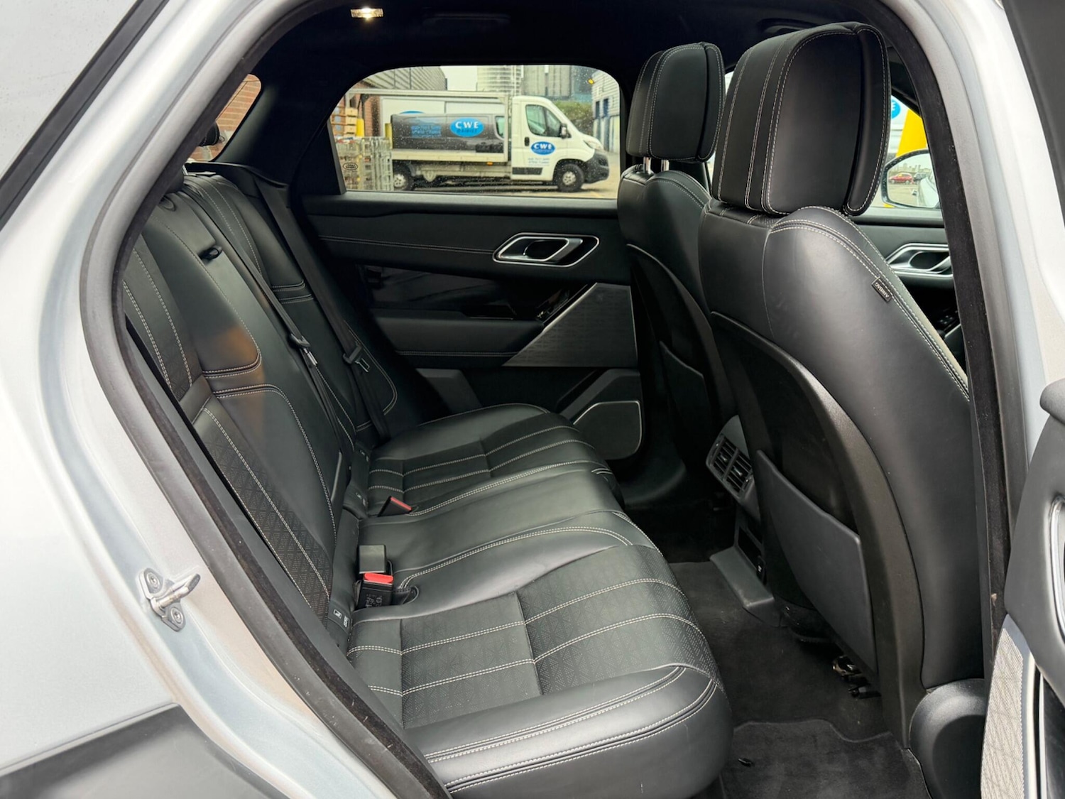 Used Land Rover Range Rover Velar 2018 for sale - 78062126: Photo 15