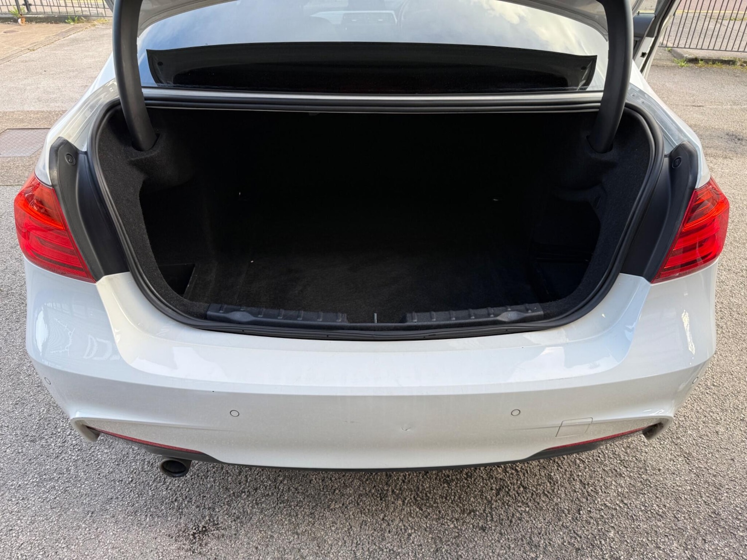 Used BMW 3 Series 2015 for sale - 77966404: Photo 19