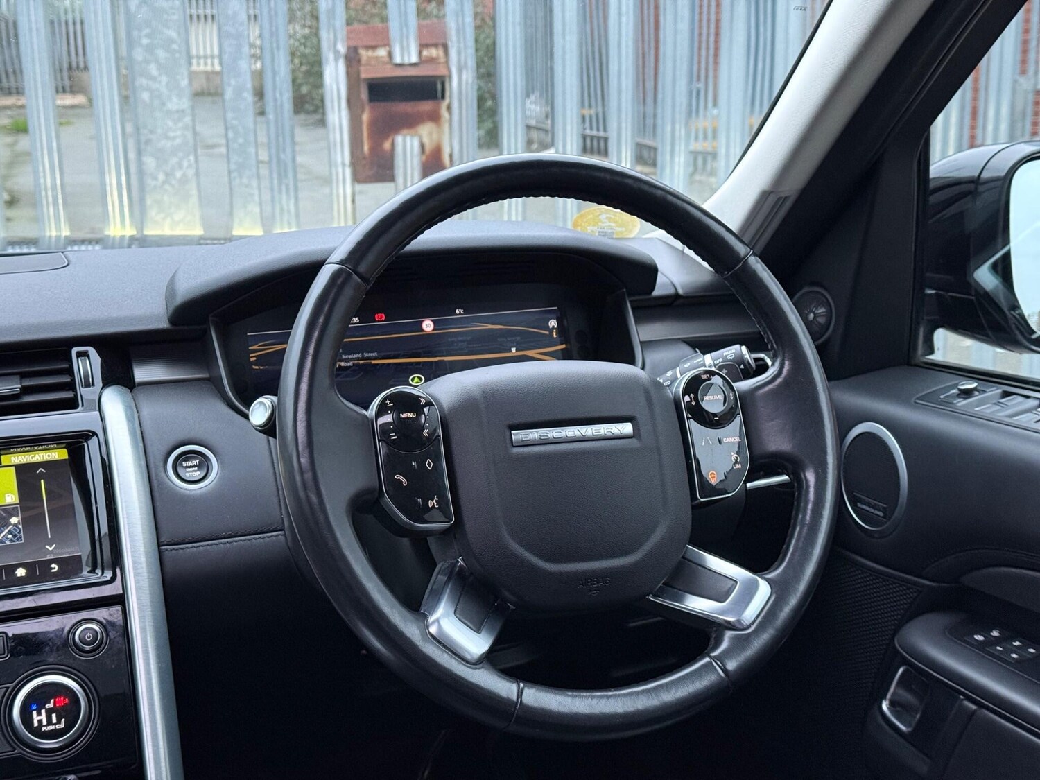 Used Land Rover Discovery 2020 for sale - 77966535: Photo 19