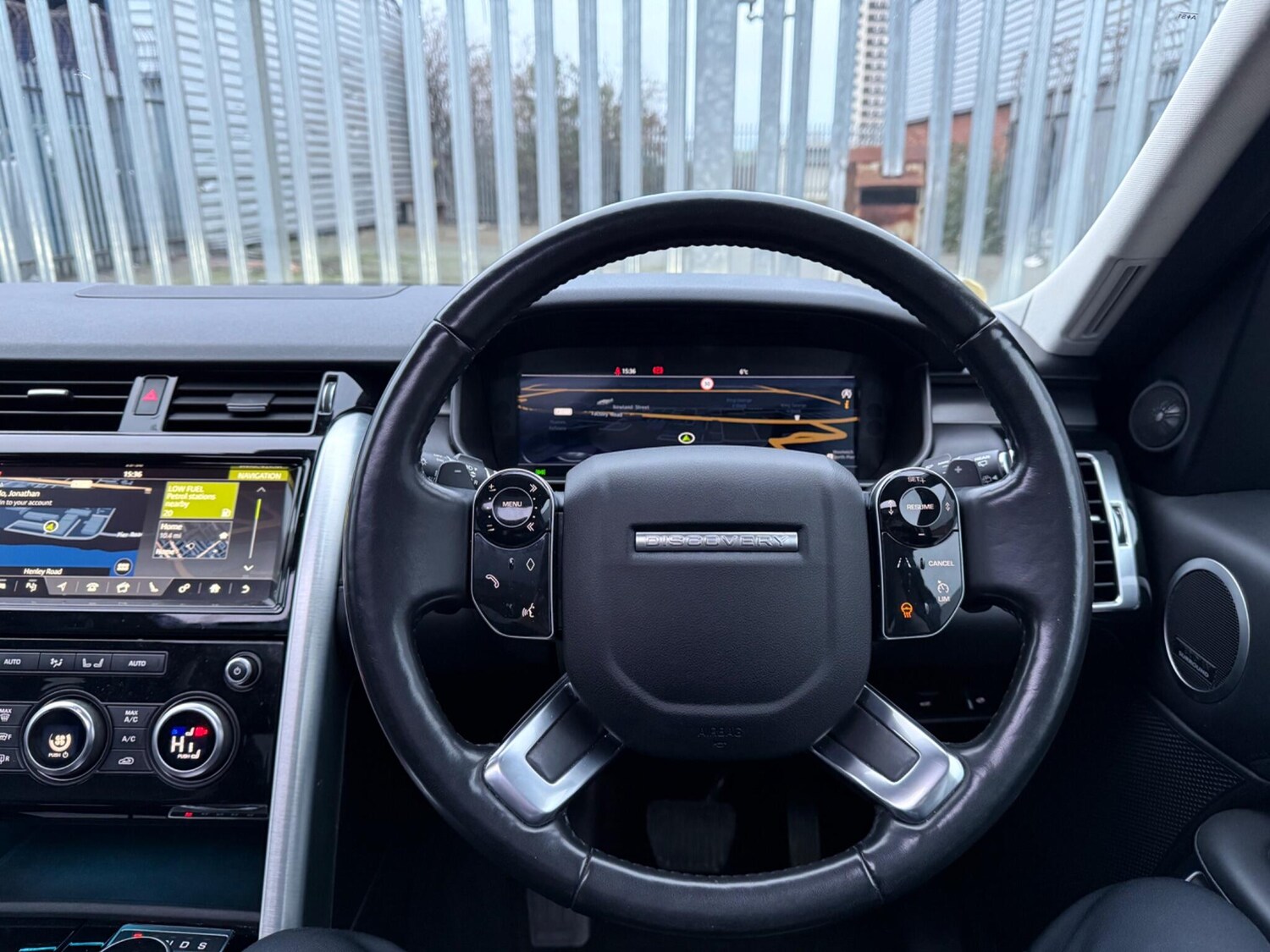 Used Land Rover Discovery 2020 for sale - 77966535: Photo 21