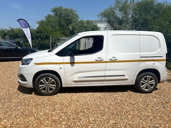 Used Toyota ProAce 2023 for sale - 79018885: Photo
