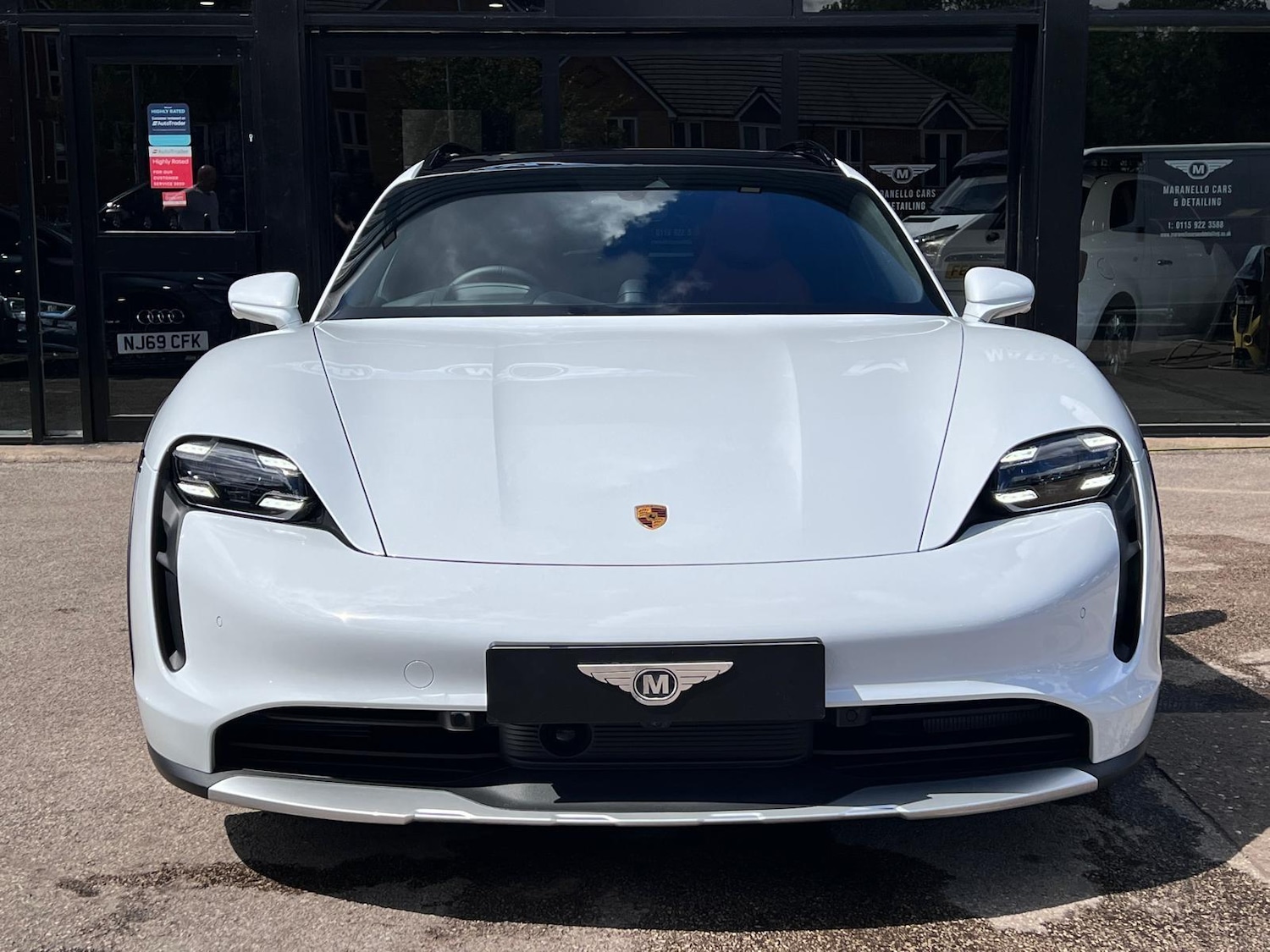 Used Porsche Taycan 2022 for sale - 77966384: Photo 1