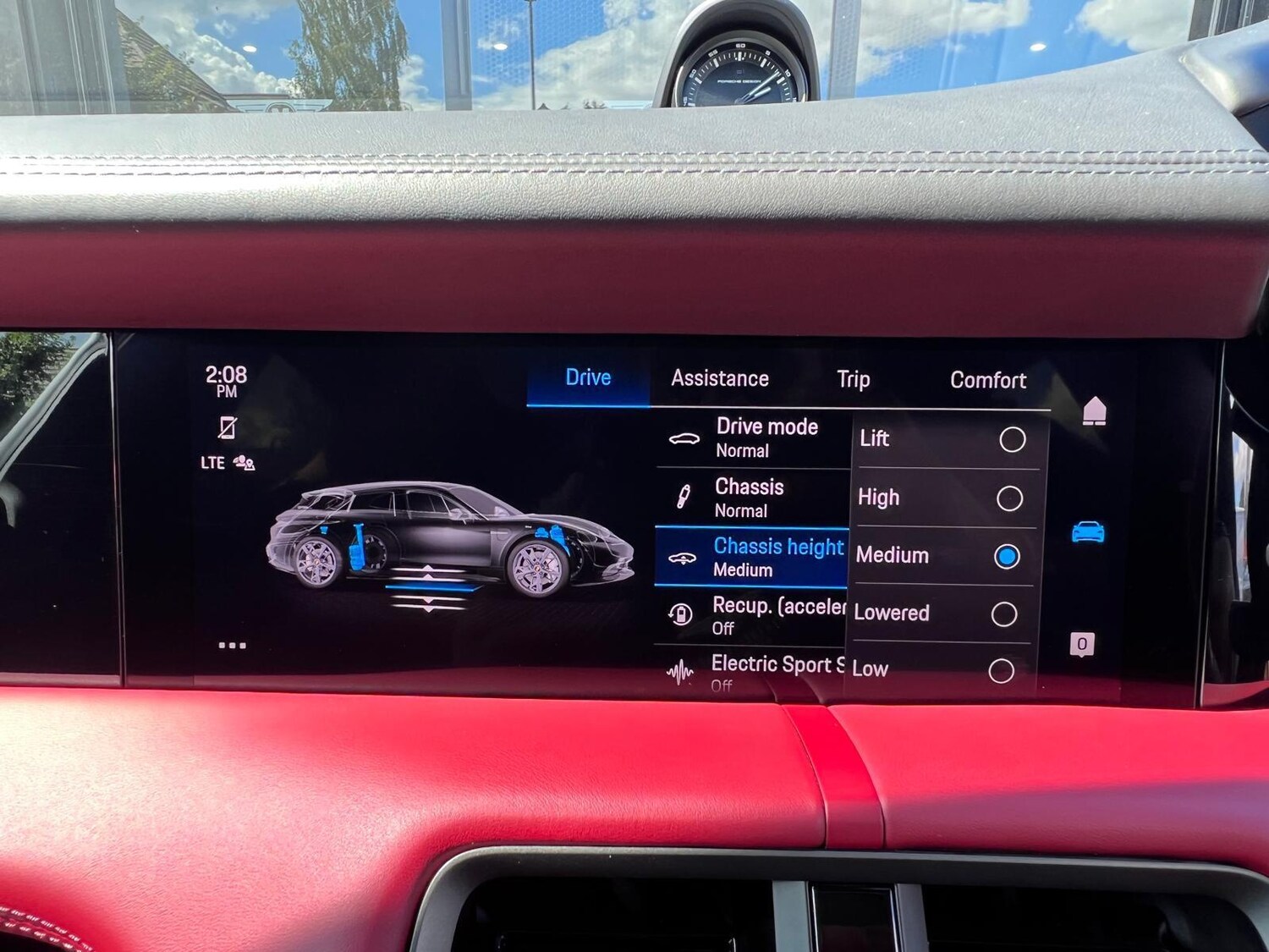 Used Porsche Taycan 2022 for sale - 77966384: Photo 15