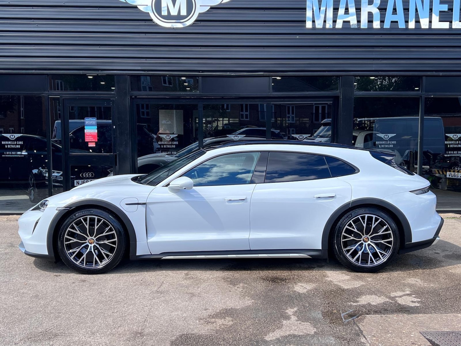 Used Porsche Taycan 2022 for sale - 77966384: Photo 4