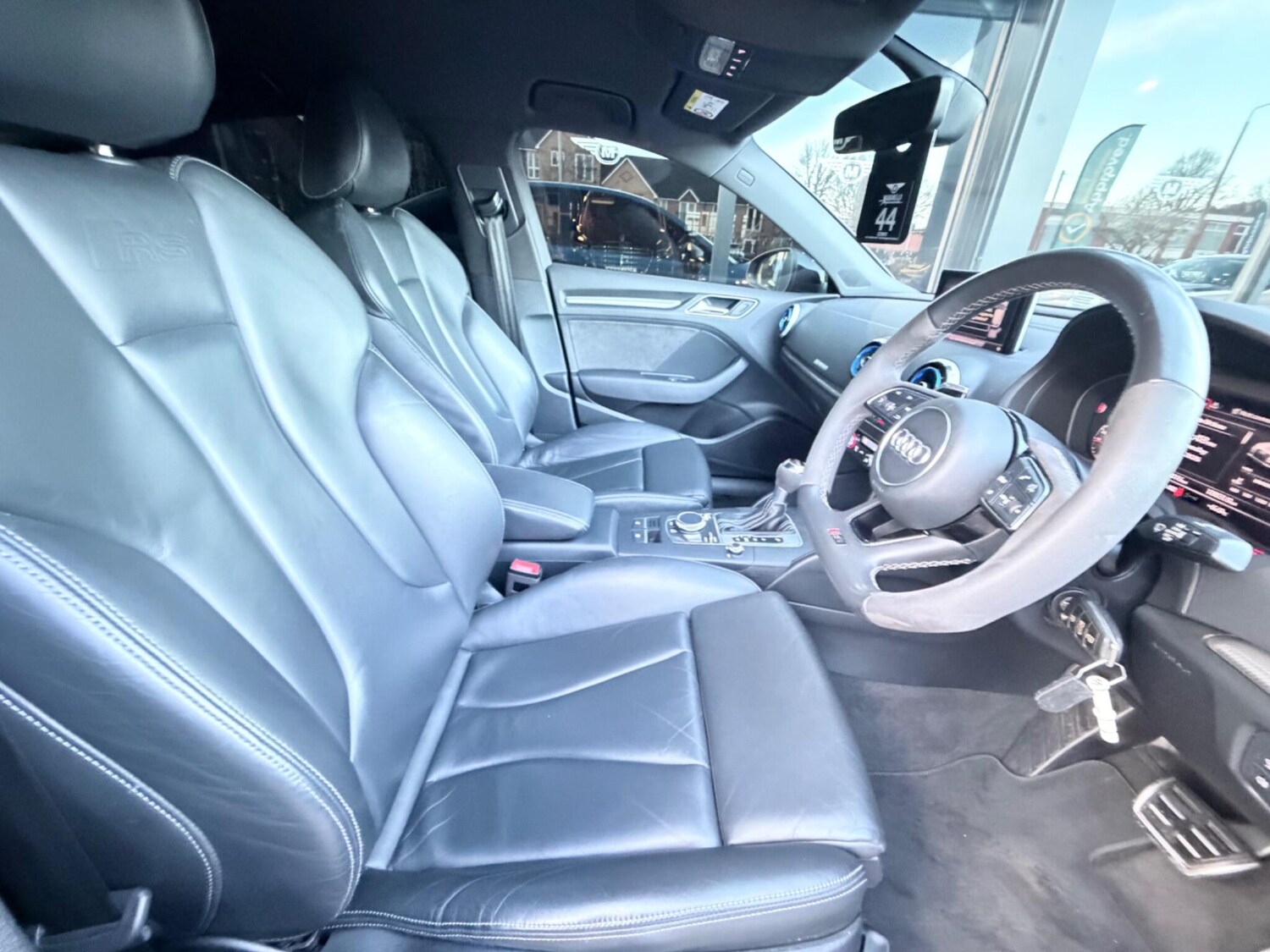 Used Audi RS3 2018 for sale - 77966380: Photo 13