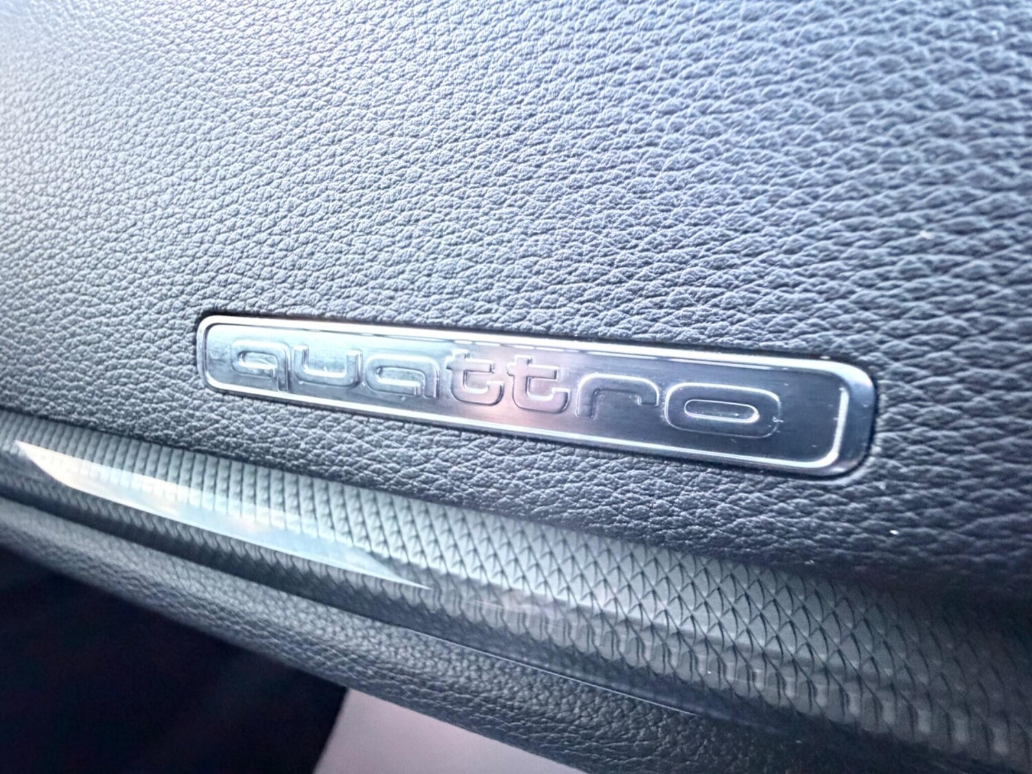 Used Audi RS3 2018 for sale - 77966380: Photo 23