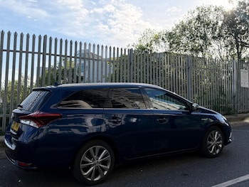 Used Toyota Auris 2019 for sale - 78519101: Photo