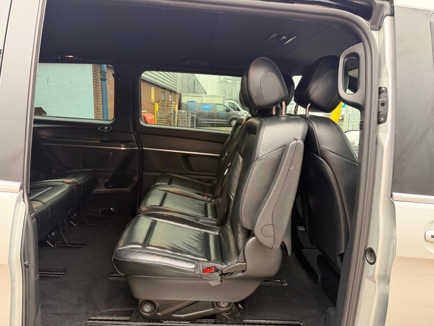 Used Mercedes-Benz V-Class 2017 for sale - 77966373: Photo 15