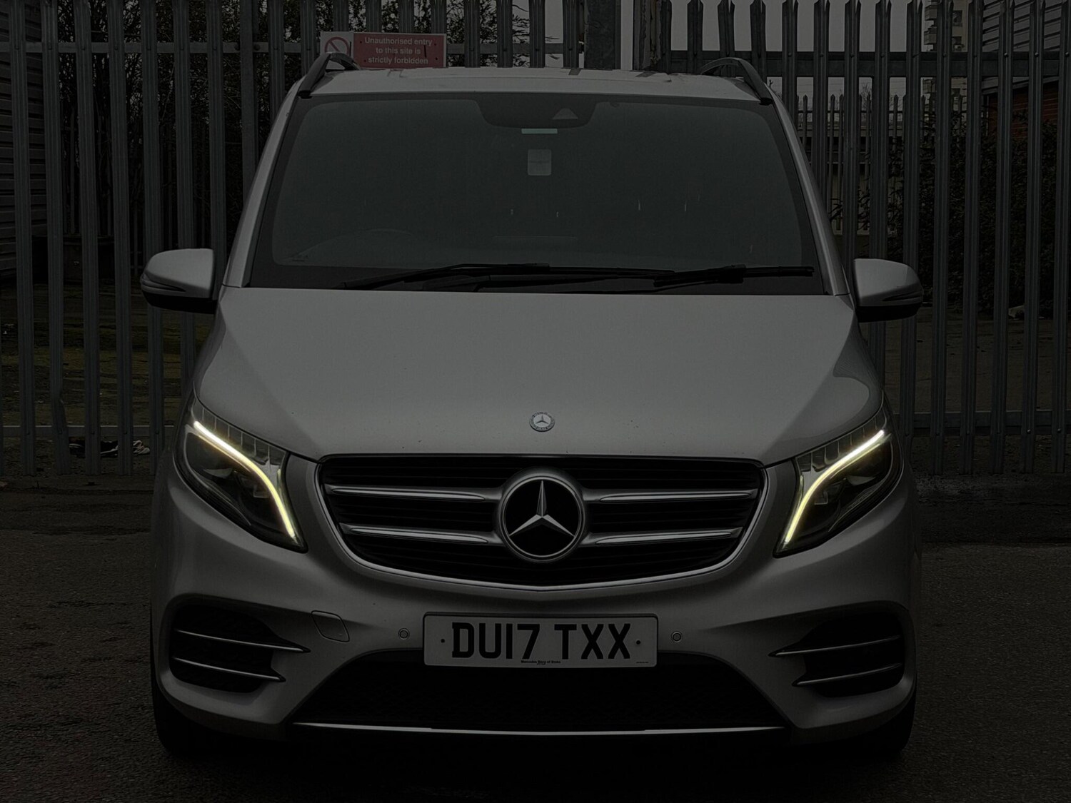 Used Mercedes-Benz V-Class 2017 for sale - 77966373: Photo 7