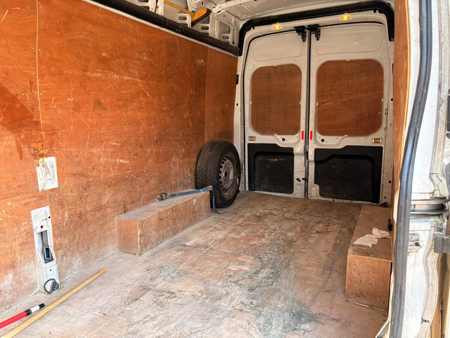 Used Ford Transit 2018 for sale - 78168338: Photo 8