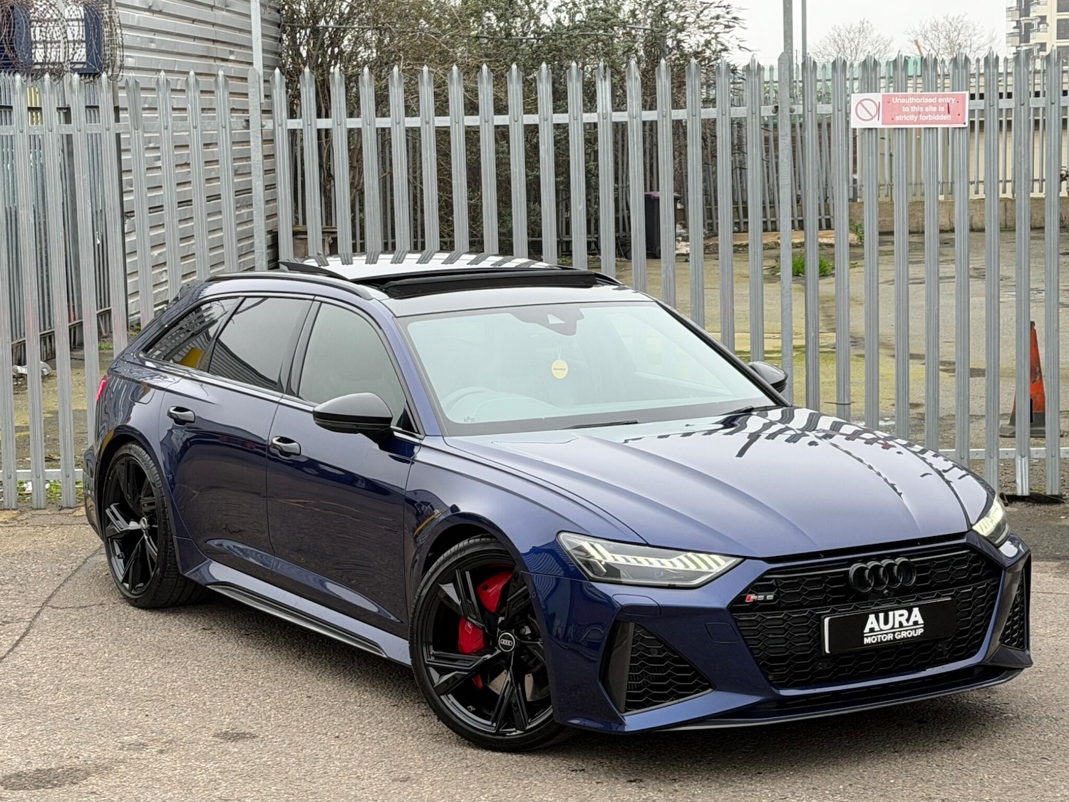 Used Audi RS6 2021 for sale - 77966371: Photo 2