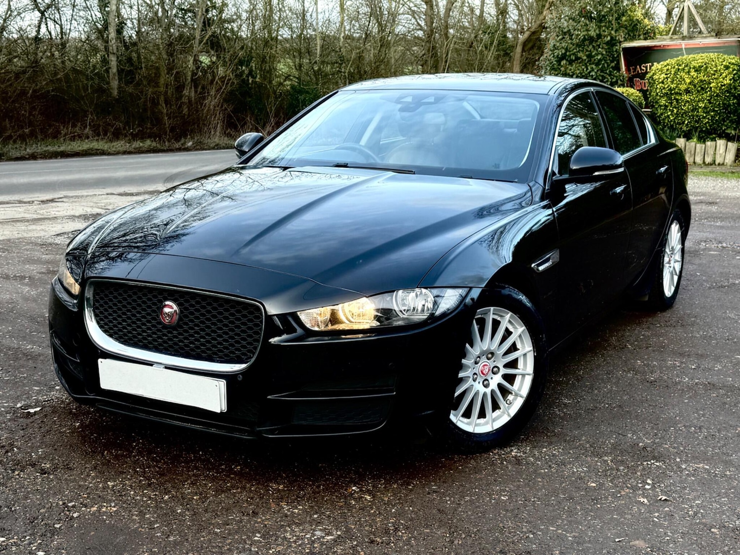 Used Jaguar XE 2015 for sale - 78043778: Photo 17