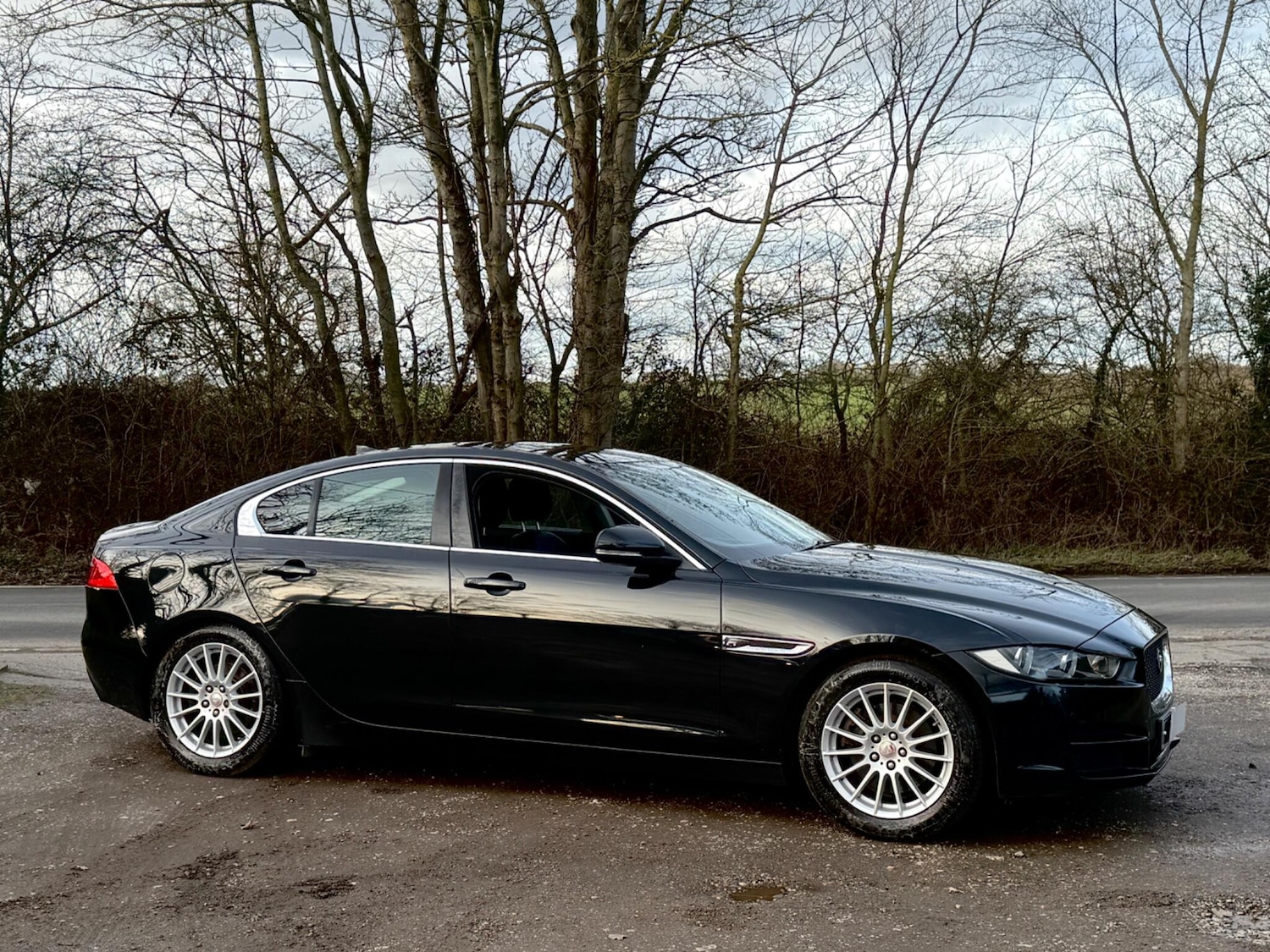 Used Jaguar XE 2015 for sale - 78043778: Photo 5