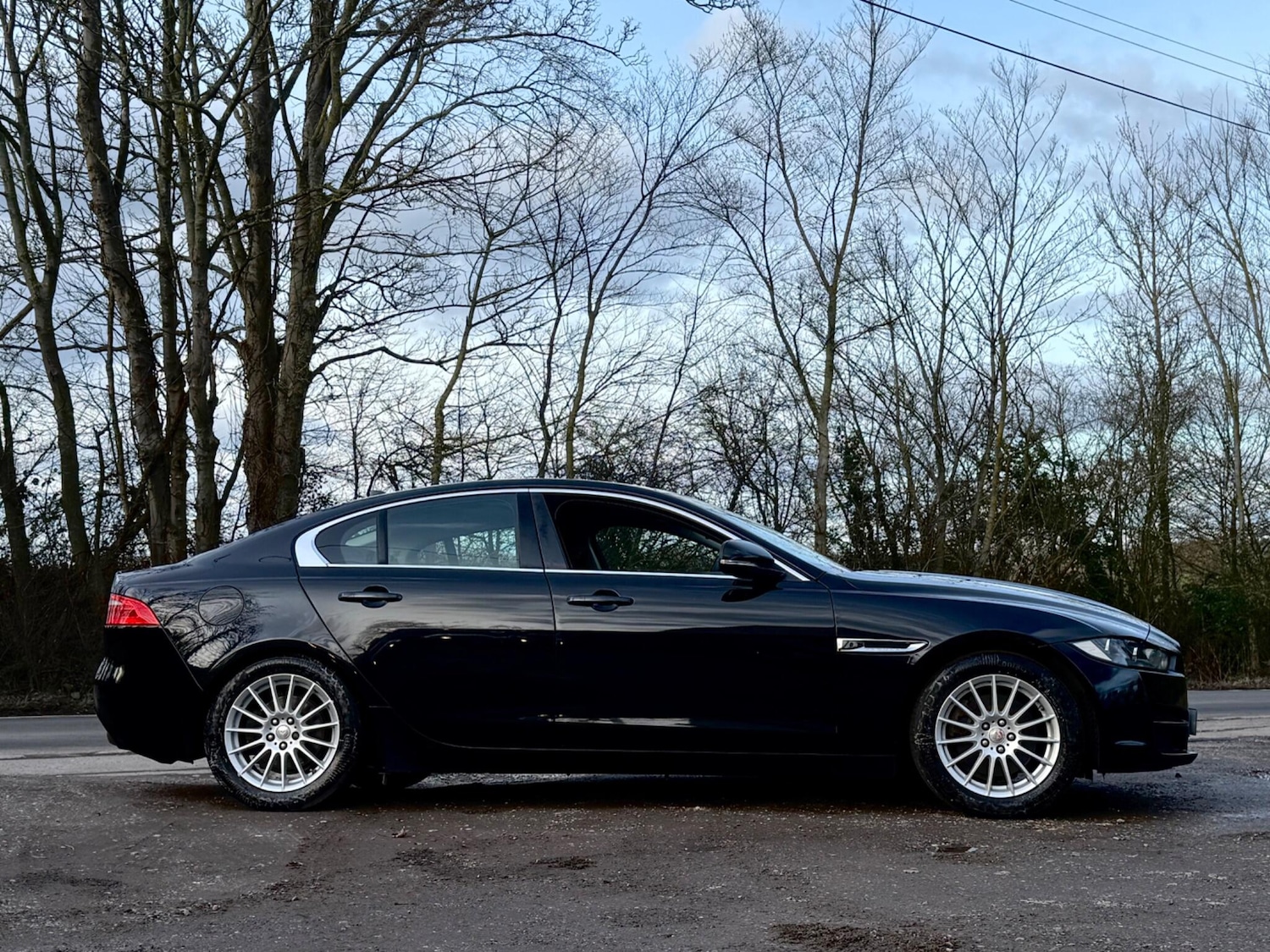 Used Jaguar XE 2015 for sale - 78043778: Photo 7