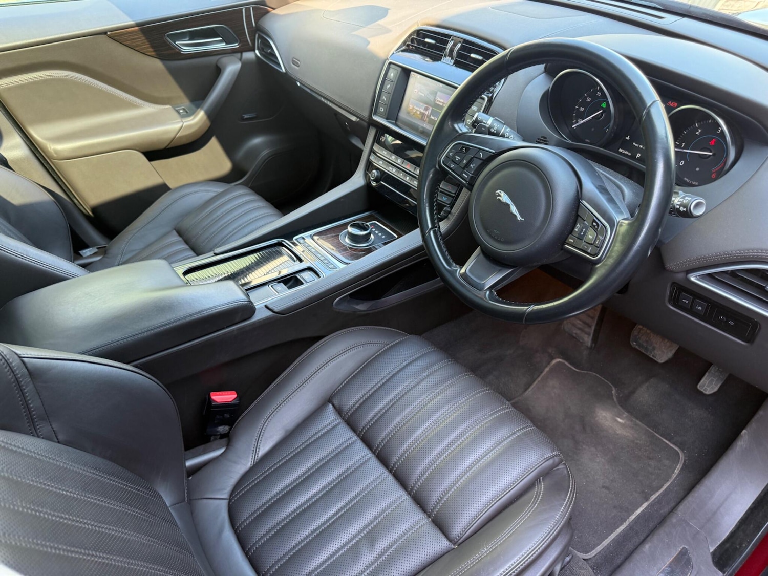 Used Jaguar F-Pace 2016 for sale - 78043791: Photo 20