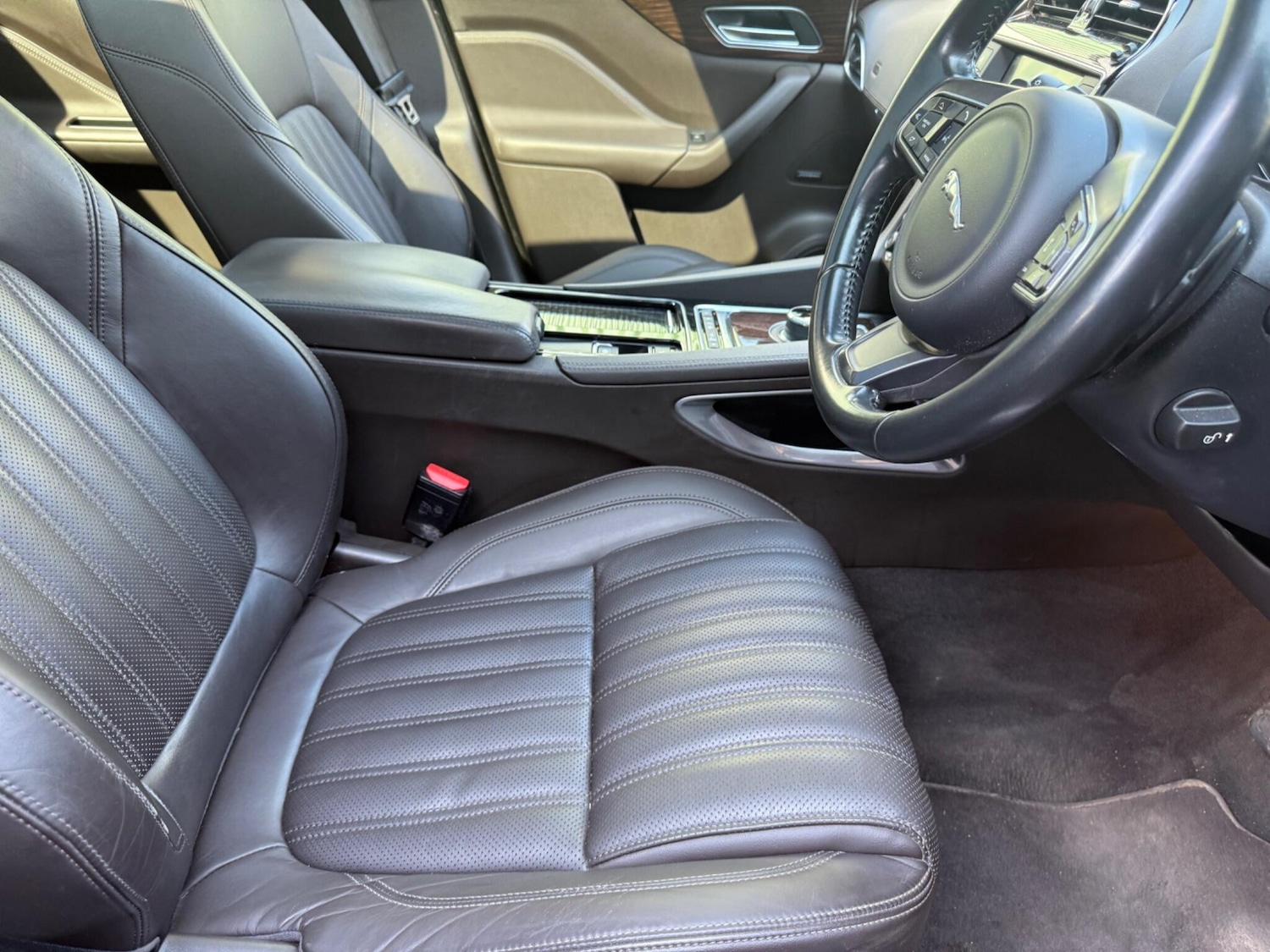 Used Jaguar F-Pace 2016 for sale - 78043791: Photo 22