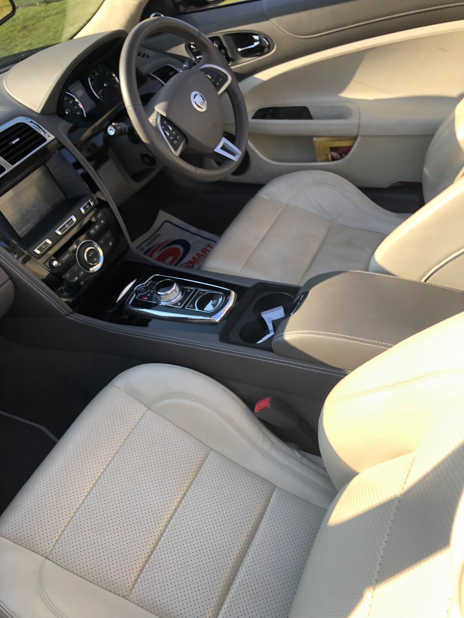 Used Jaguar XK 2012 for sale - 77952070: Photo 11