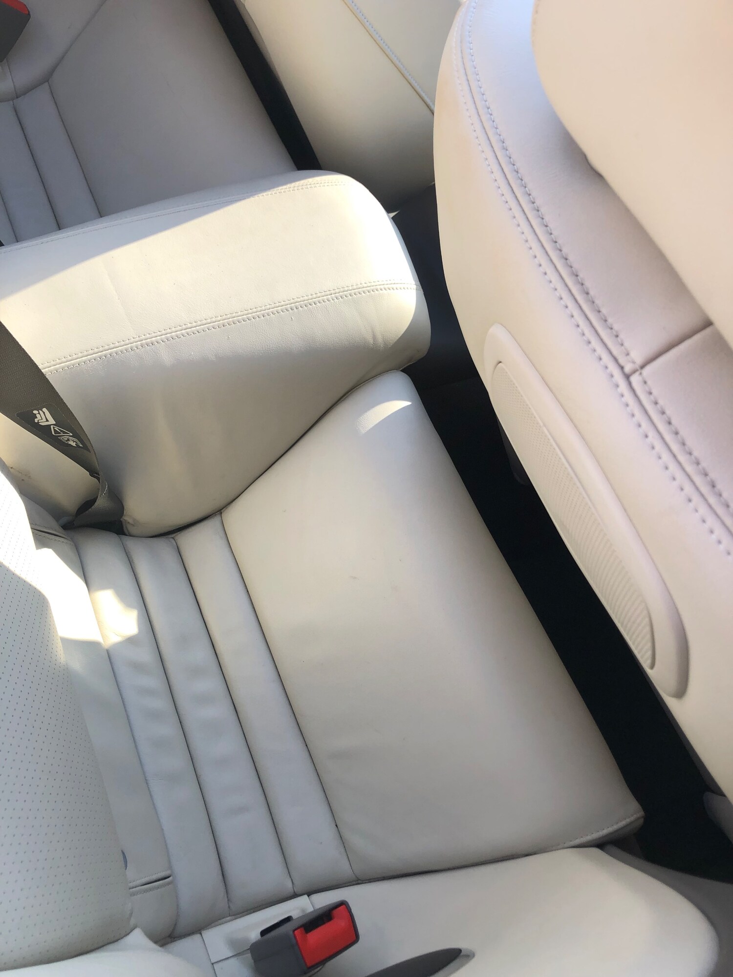 Used Jaguar XK 2012 for sale - 77952070: Photo 15