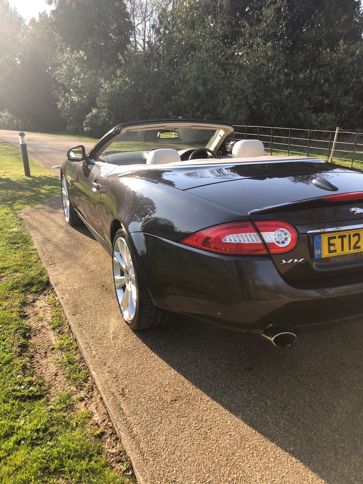 Used Jaguar XK 2012 for sale - 77952070: Photo 6