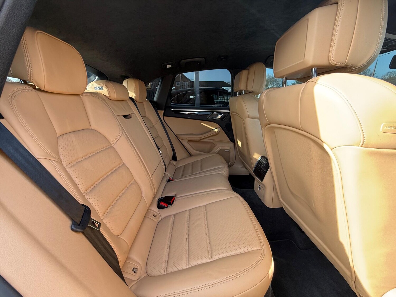 Used Porsche Macan for sale - 77966405: Photo 11