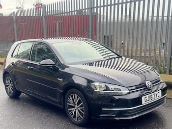 Used Volkswagen Golf 2018 for sale - 78519088: Photo