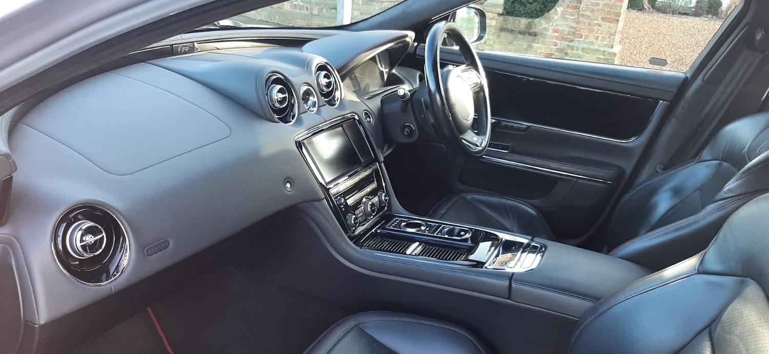 Used Jaguar XJR-S 2014 for sale - 77927930: Photo 15