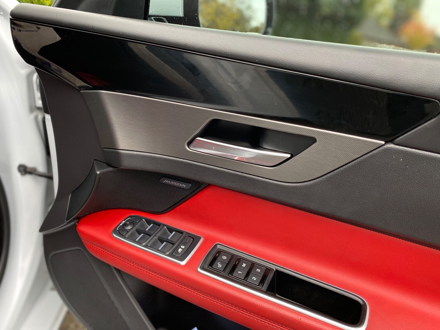 Used Jaguar XF 2015 for sale - 77879287: Photo 10