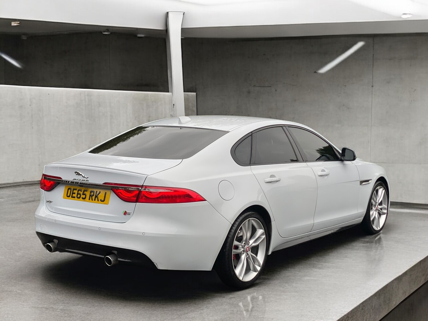 Used Jaguar XF 2015 for sale - 77879287: Photo 5