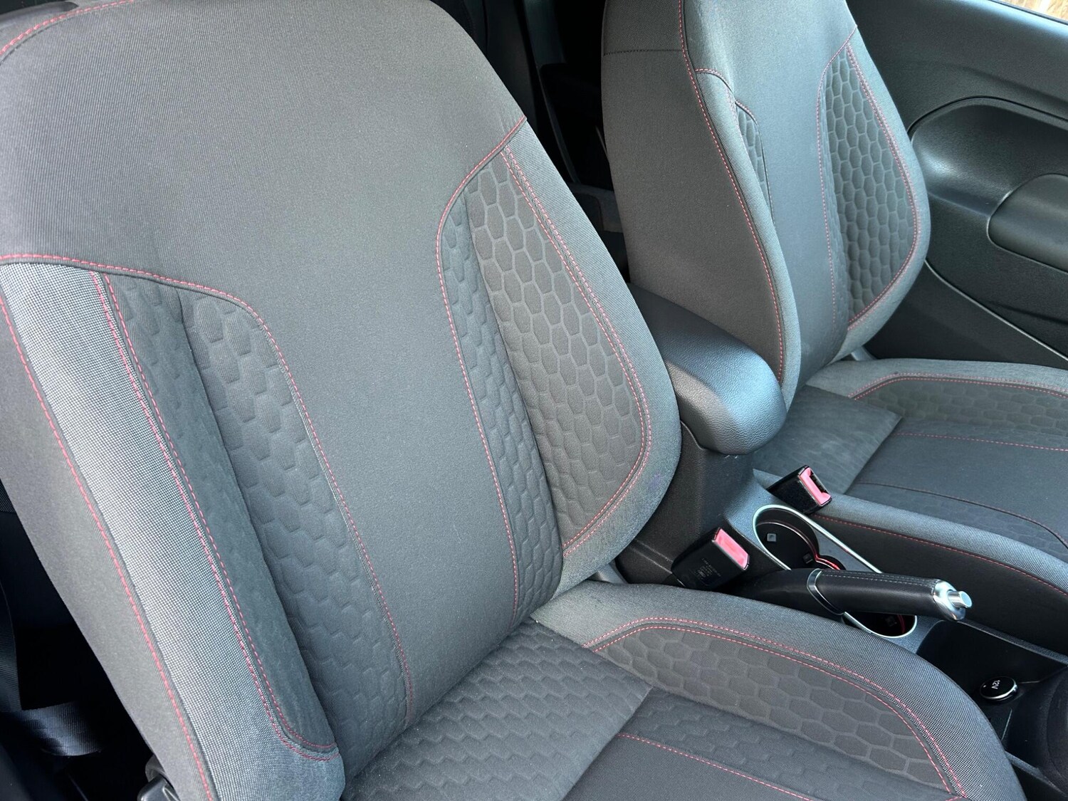 Used Ford Fiesta 2017 for sale - 78002096: Photo 25