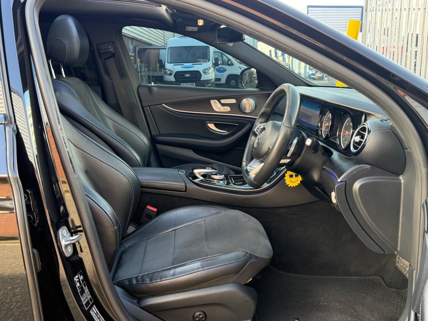 Used Mercedes-Benz E Class 2018 for sale - 77966346: Photo 16