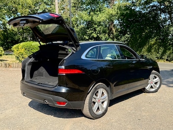 Used Jaguar F-Pace 2017 for sale - 79187426: Photo