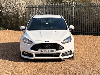 Used Ford Focus 2015 for sale - 78197326: Photo