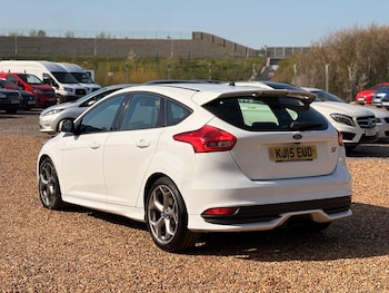 Used Ford Focus 2015 for sale - 78197326: Photo