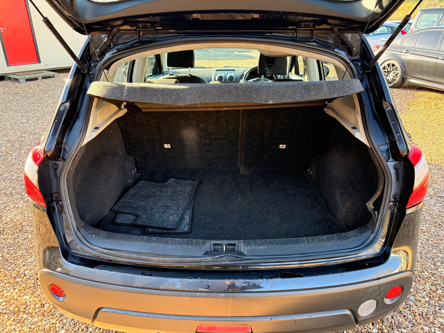 Used Nissan Qashqai 2010 for sale - 78009335: Photo 7