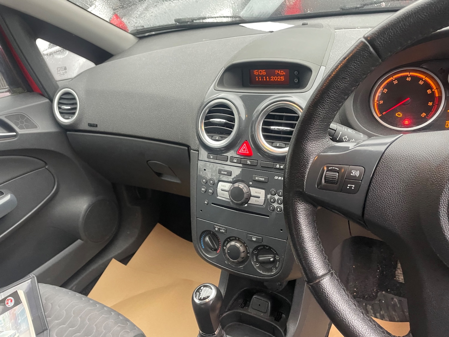 Used Vauxhall Corsa 2012 for sale - 78009392: Photo 4