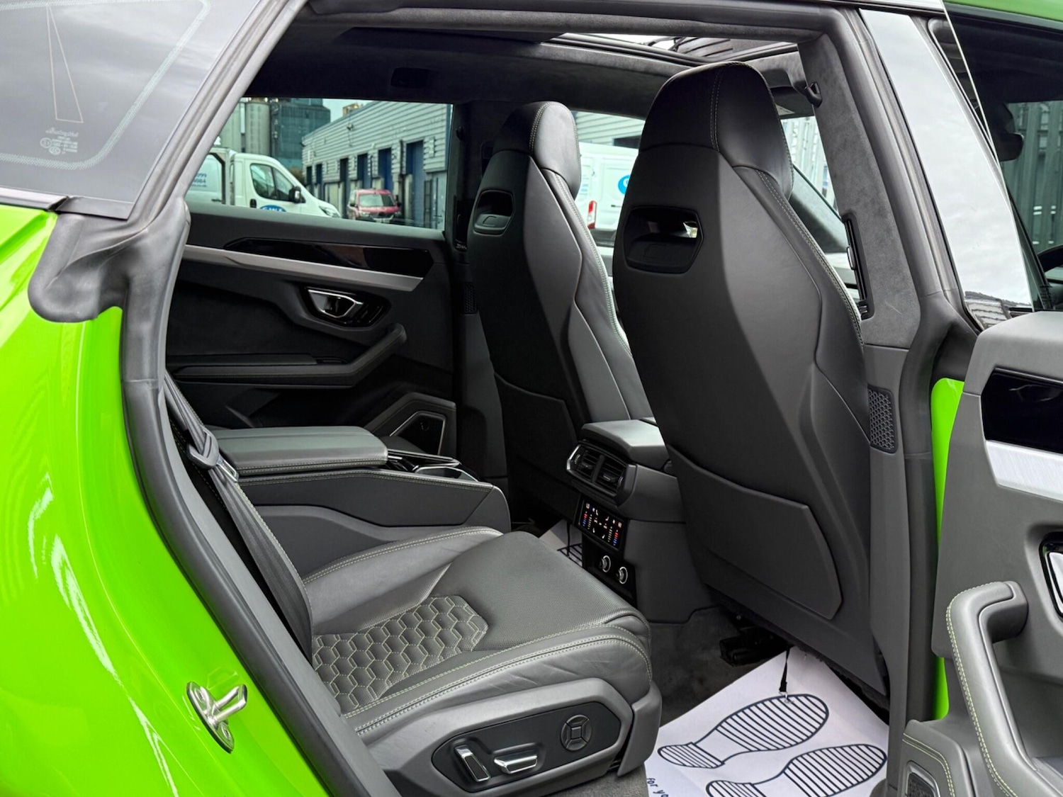 Used Lamborghini Urus 2020 for sale - 77966493: Photo 17