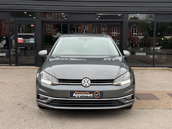 Used Volkswagen Golf 2019 for sale - 78427043: Photo