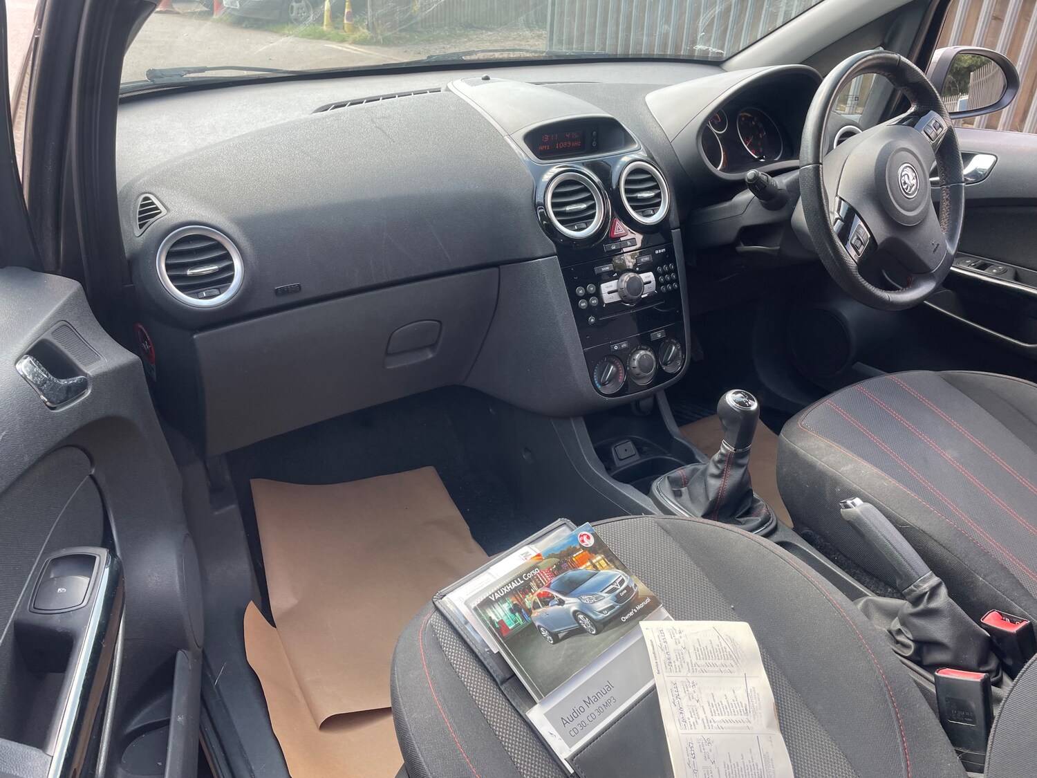 Used Vauxhall Corsa 2011 for sale - 78009385: Photo 11