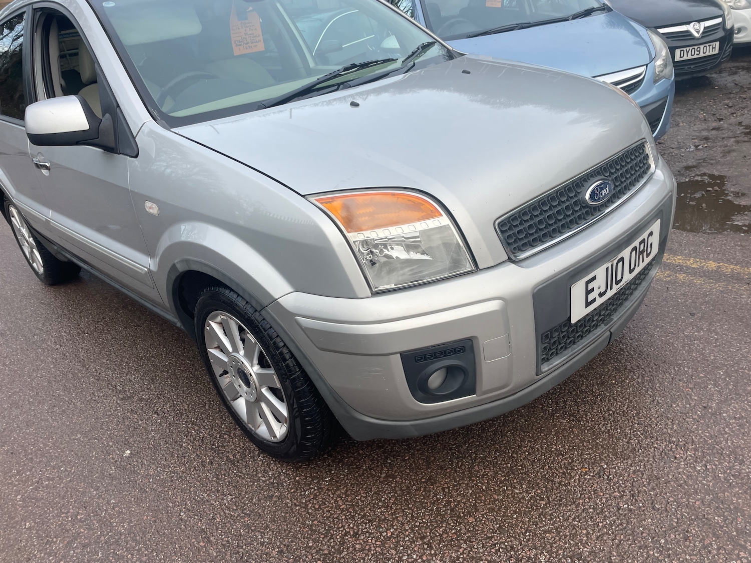 Used Ford Fusion 2010 for sale - 78002135: Photo 4