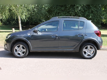 Used Dacia Sandero Stepway 2018 for sale - 79059714: Photo