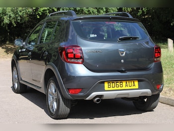 Used Dacia Sandero Stepway 2018 for sale - 79059714: Photo