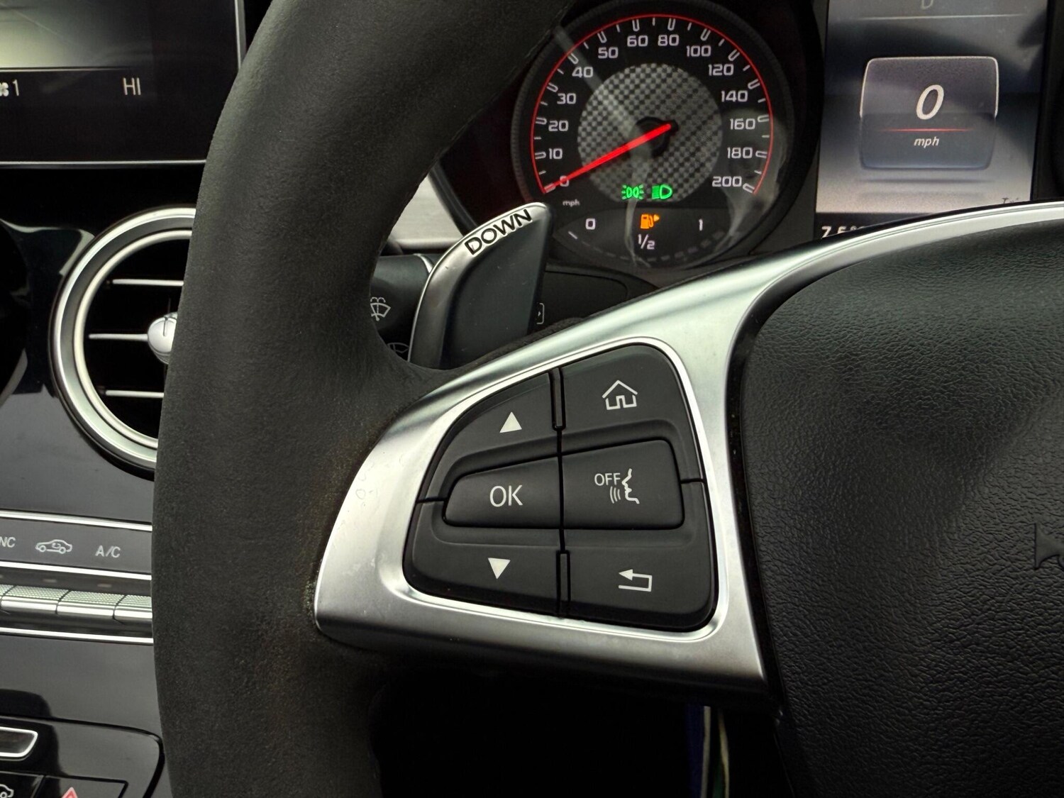 Used Mercedes-Benz C Class 2018 for sale - 77966513: Photo 23