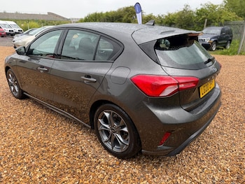 Used Ford Focus 2020 for sale - 78688971: Photo