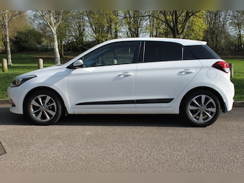 Used Hyundai i20 2016 for sale - 78182666: Photo