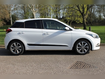 Used Hyundai i20 2016 for sale - 78182666: Photo