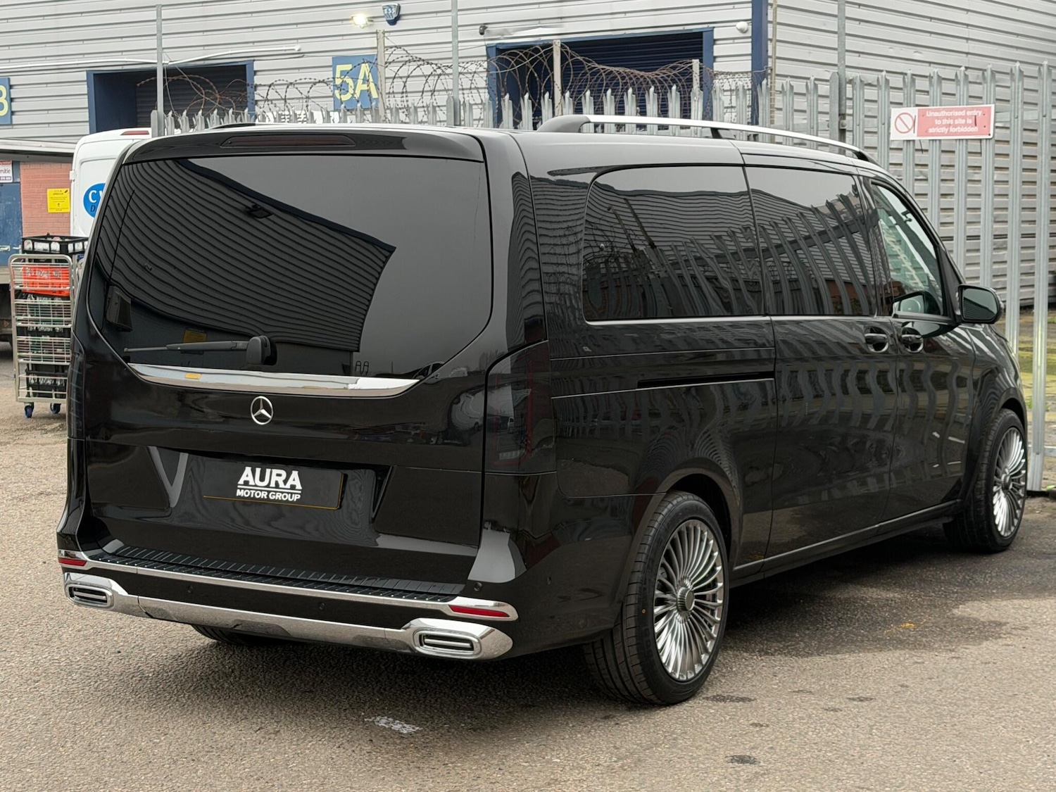 Used Mercedes-Benz V-Class for sale - 77966379: Photo 10