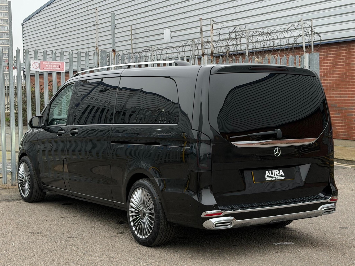 Used Mercedes-Benz V-Class for sale - 77966379: Photo 9