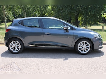 Used Renault Clio 2017 for sale - 79023503: Photo