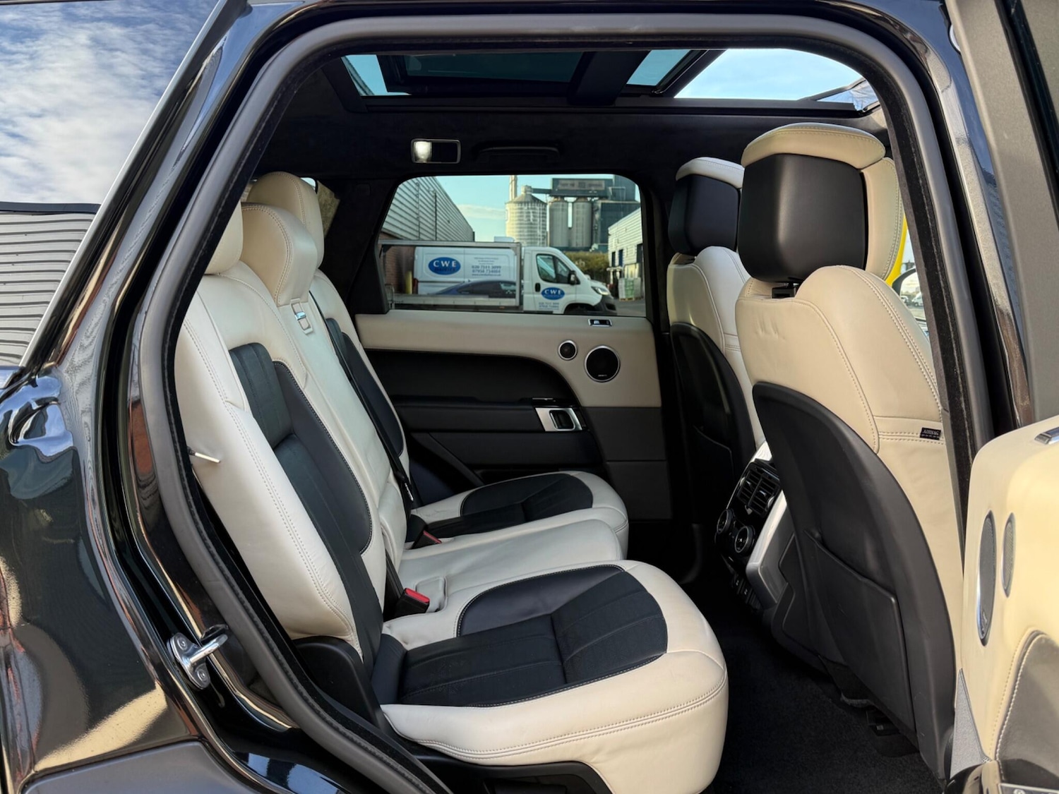 Used Land Rover Range Rover Sport 2018 for sale - 77966505: Photo 16