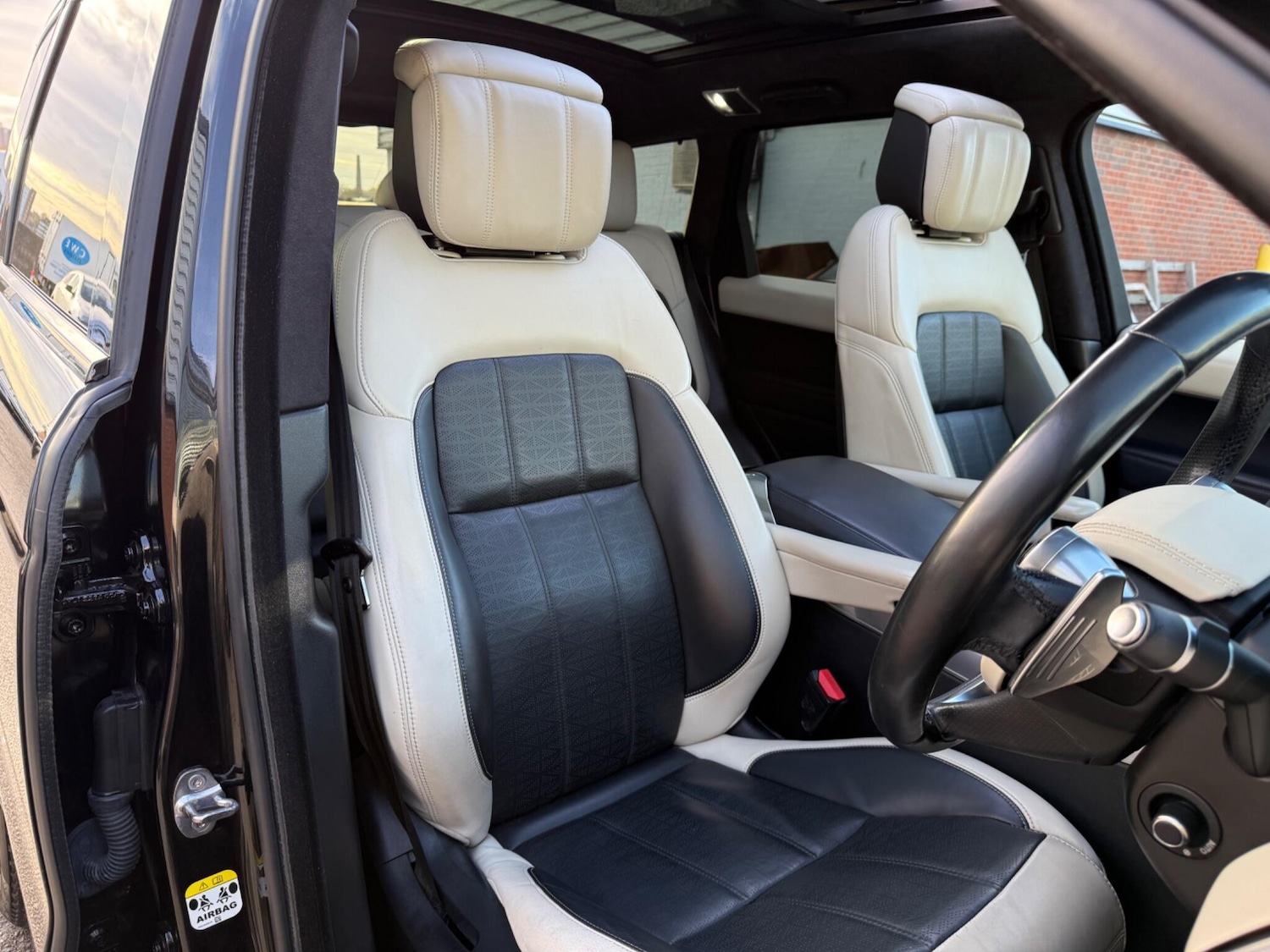 Used Land Rover Range Rover Sport 2018 for sale - 77966505: Photo 24